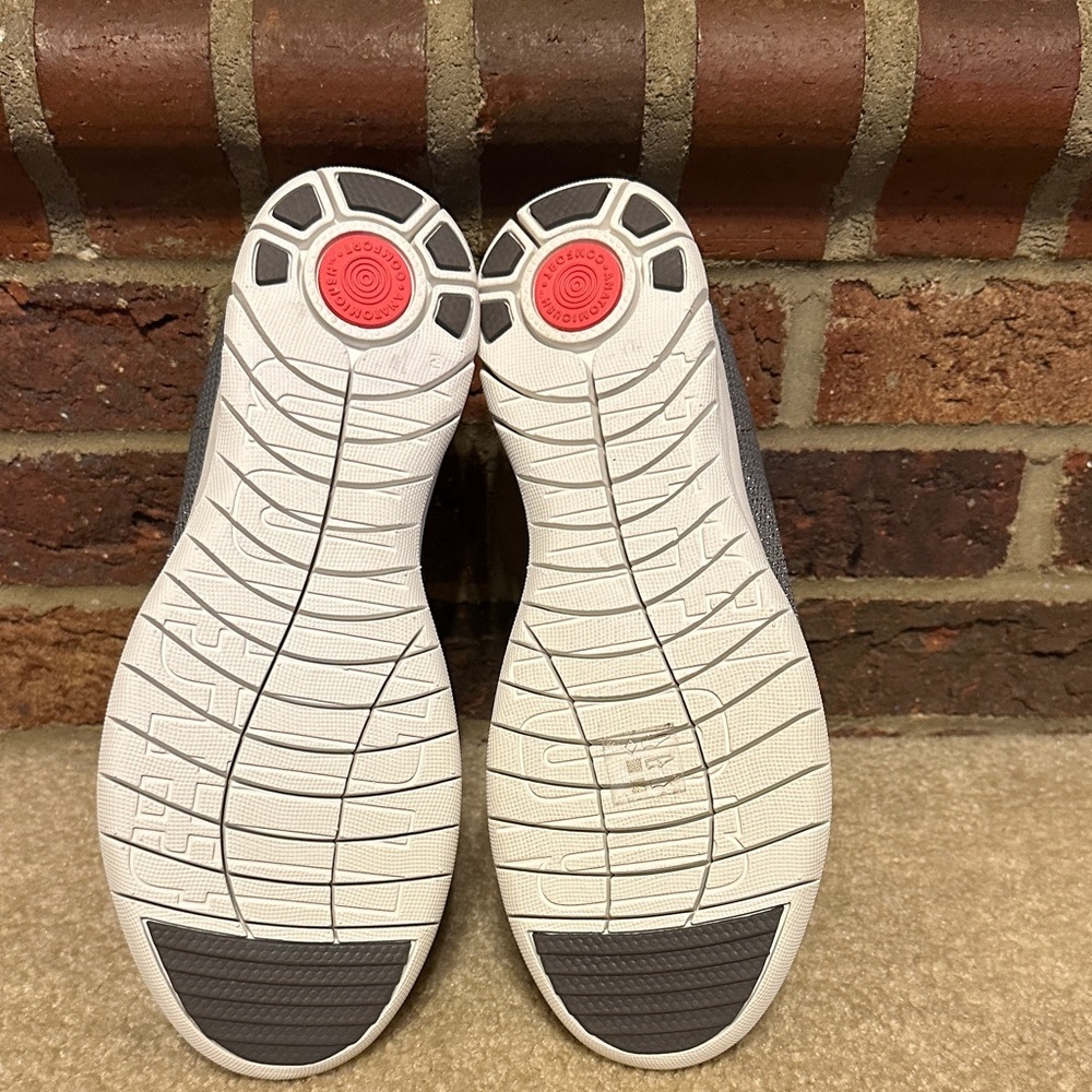 NWOT! Gray Knit Women’s Shoes w/ shimmer. - Picture 8 of 9